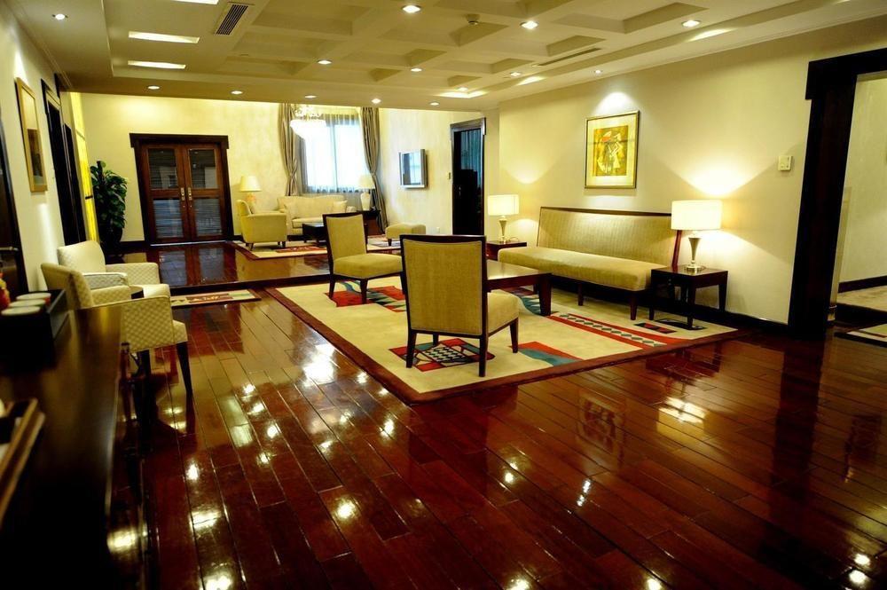 Yun-Zen Jinling World Trade Plaza Hotel Shijiazhuang Exterior photo