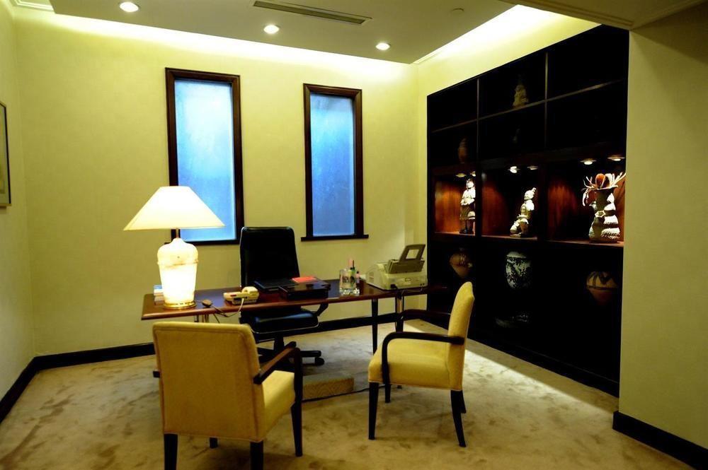Yun-Zen Jinling World Trade Plaza Hotel Shijiazhuang Exterior photo